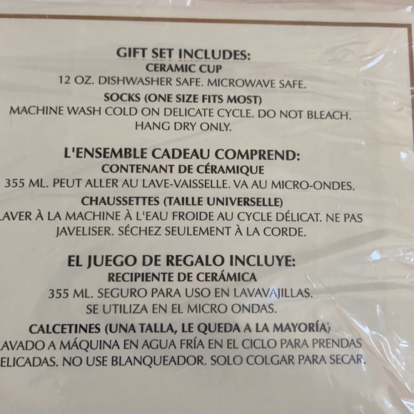 Ceramic cup and sock gift set - Picture 3 of 3